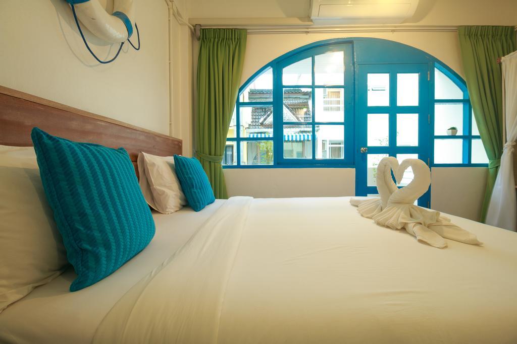 Frog House Bed & Breakfast (Adults Only) Patong Екстериор снимка
