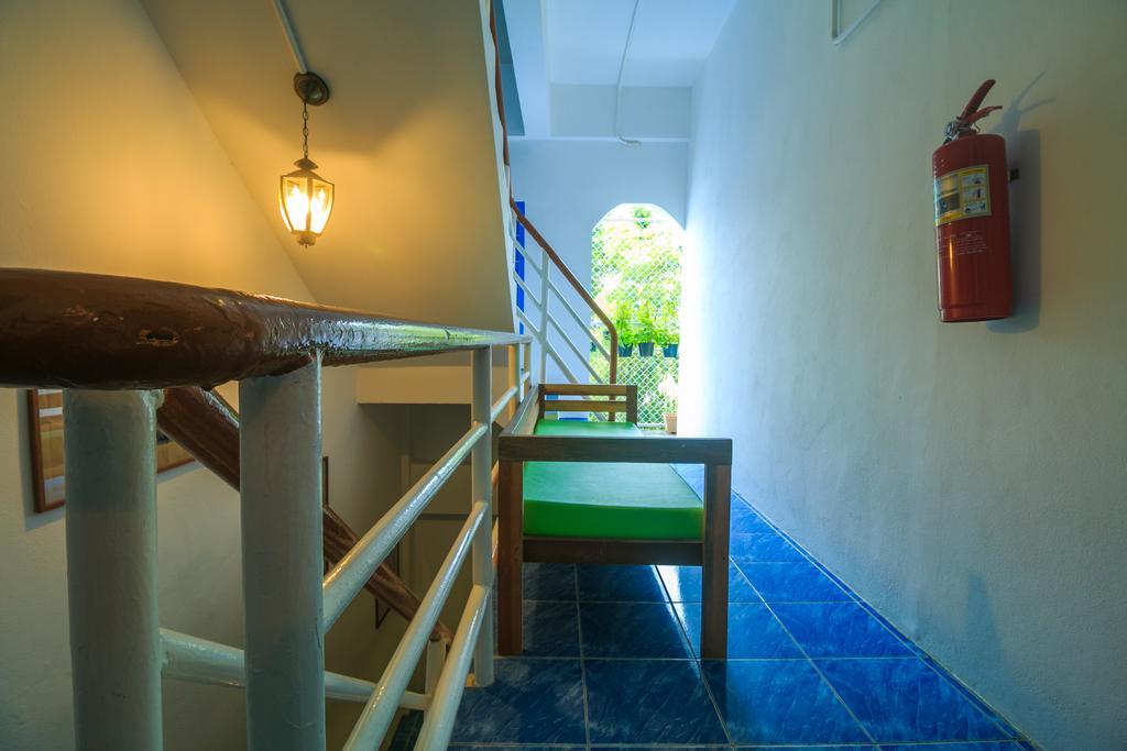 Frog House Bed & Breakfast (Adults Only) Patong Екстериор снимка