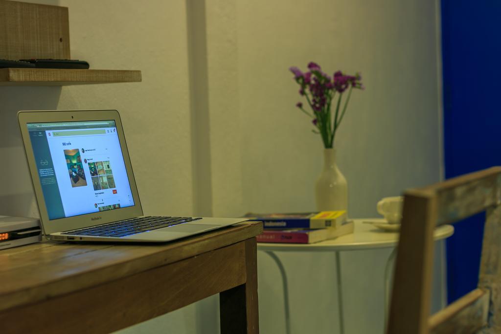 Frog House Bed & Breakfast (Adults Only) Patong Екстериор снимка