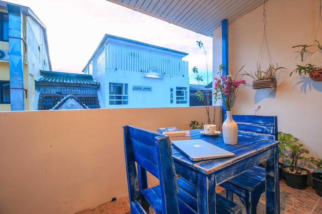 Frog House Bed & Breakfast (Adults Only) Patong Екстериор снимка