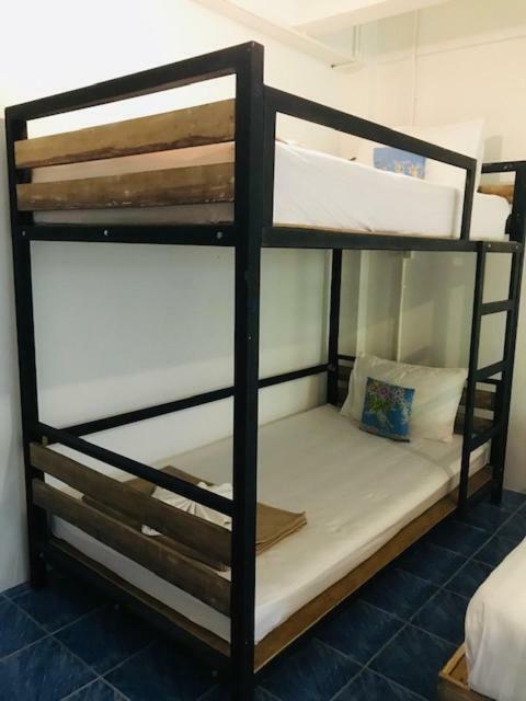 Frog House Bed & Breakfast (Adults Only) Patong Екстериор снимка