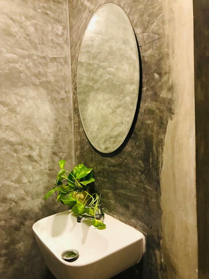 Frog House Bed & Breakfast (Adults Only) Patong Екстериор снимка