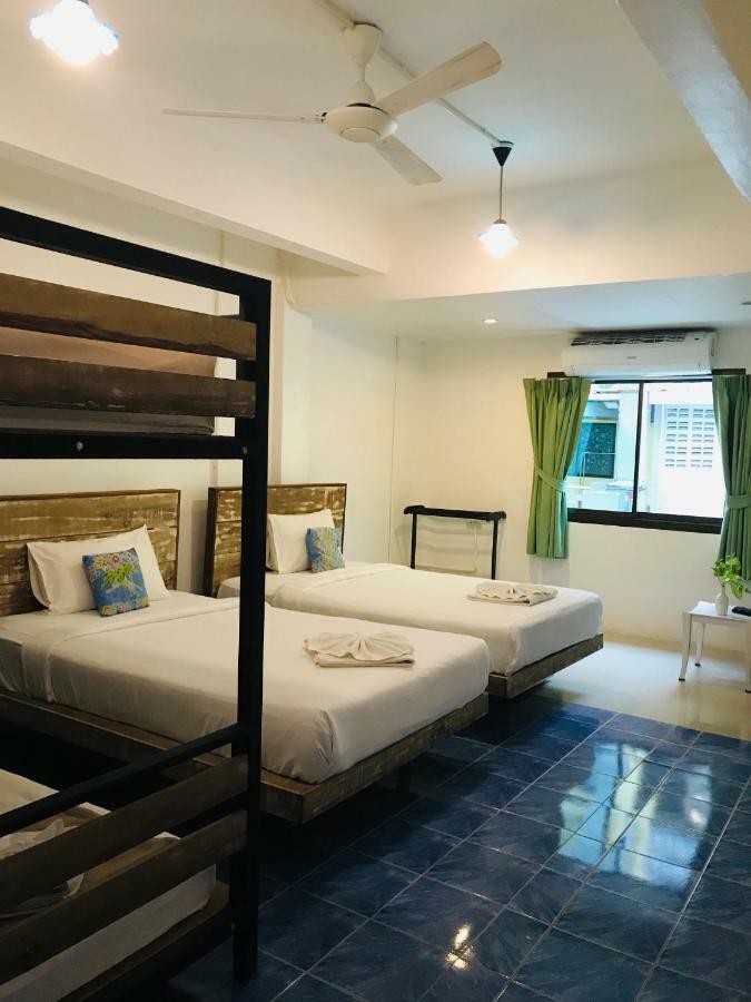 Frog House Bed & Breakfast (Adults Only) Patong Екстериор снимка